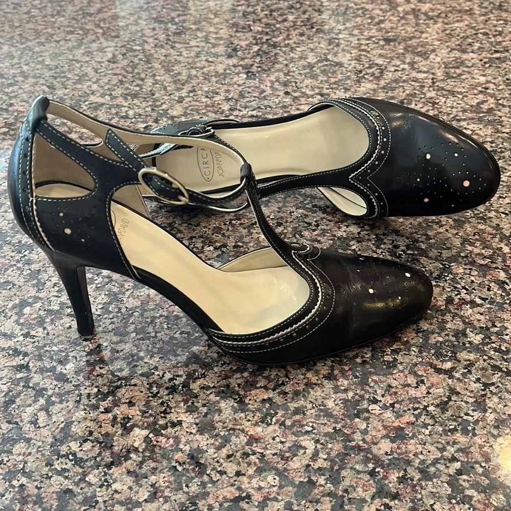 Joan and David CJ Domani wingtip T strap heel in dark chocolate brown - Picture 1 of 9